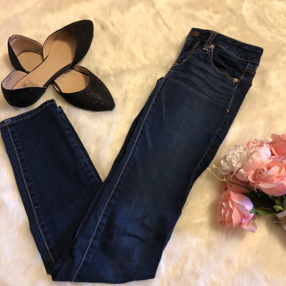 American Eagle Dark Wash Skinny Jeans